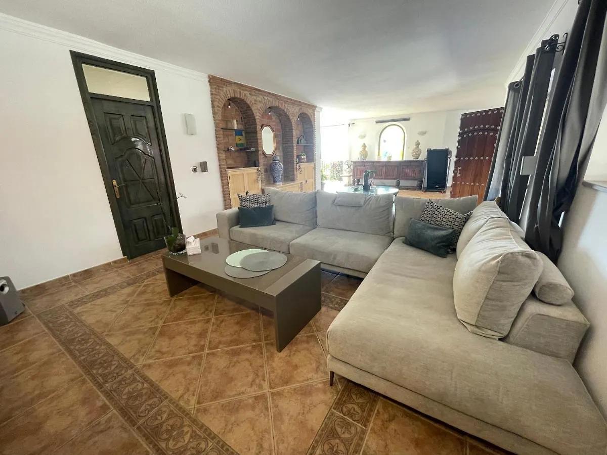 Villa A 100 Metros De La Playa El Faro