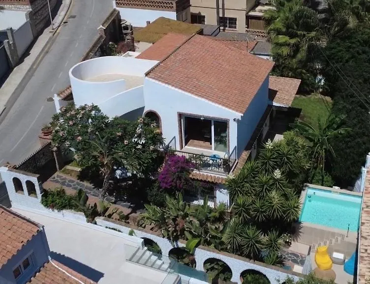 Villa A 100 Metros De La Playa El Faro