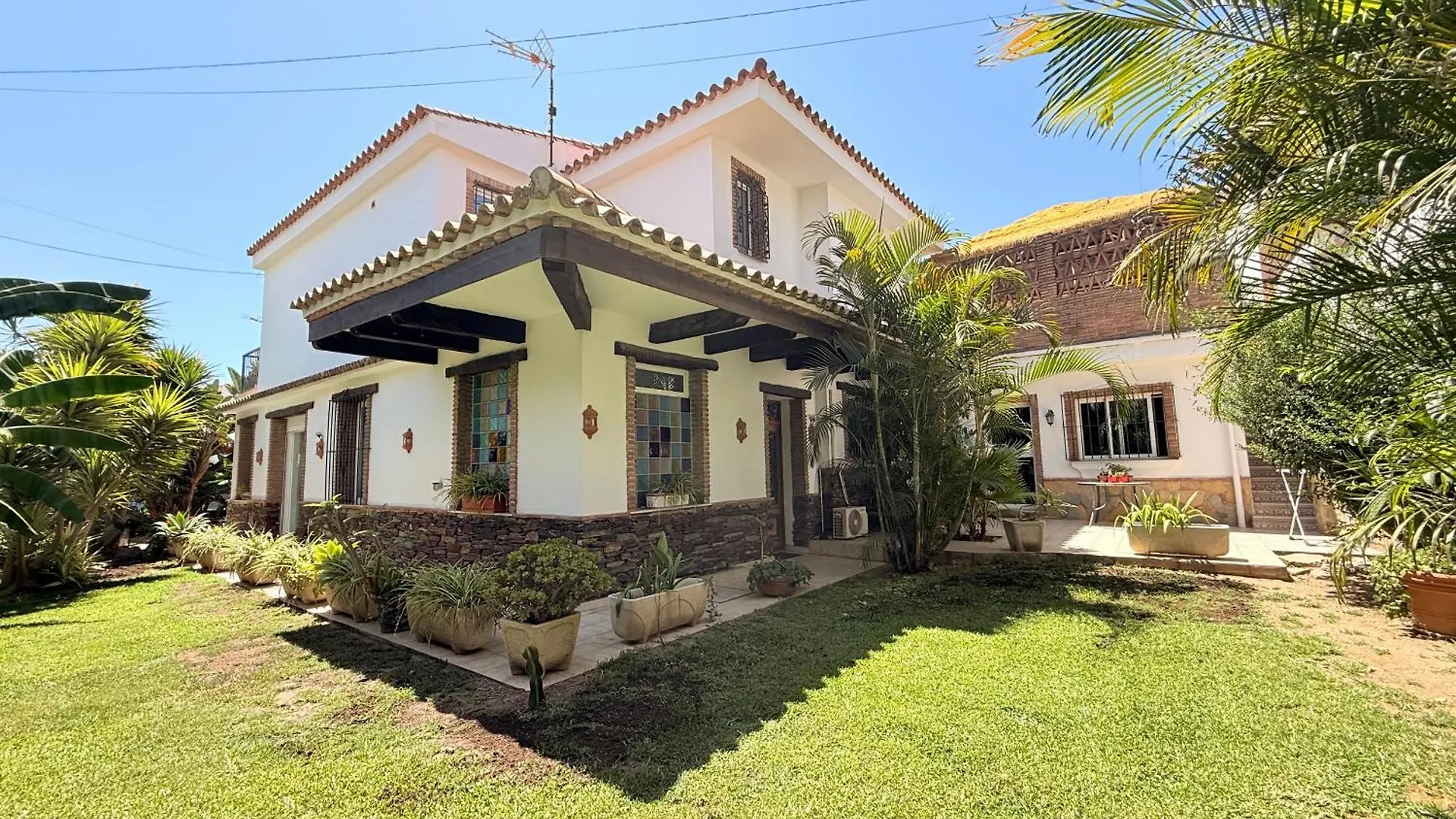 Villa A 100 Metros De La Playa El Faro 스페인