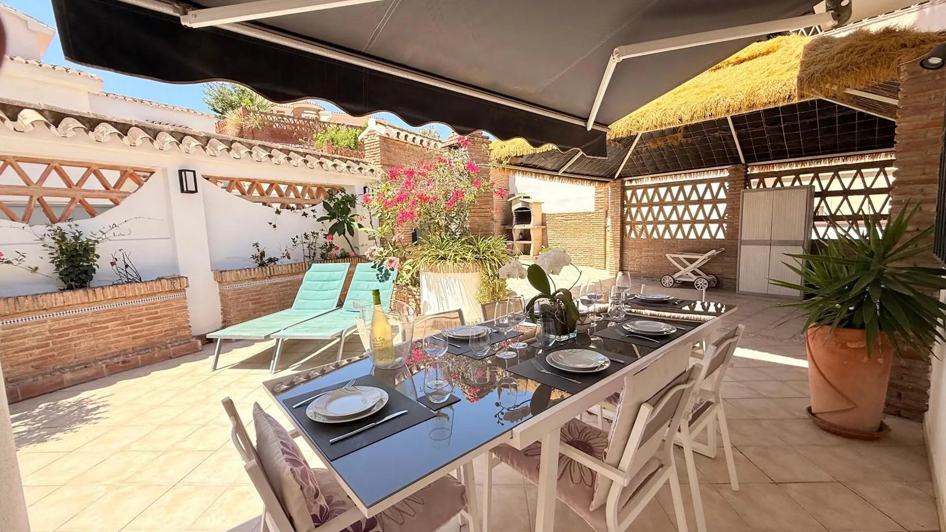 Villa A 100 Metros De La Playa El Faro 0*,  스페인