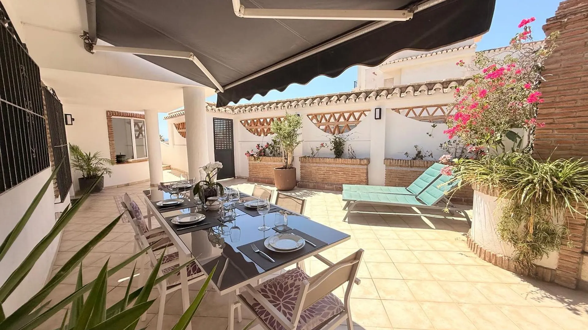 Villa A 100 Metros De La Playa El Faro 스페인
